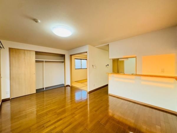 �y�����E���r���O�z�@�������ʎ�