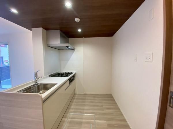 �y�L�b�`���z�@