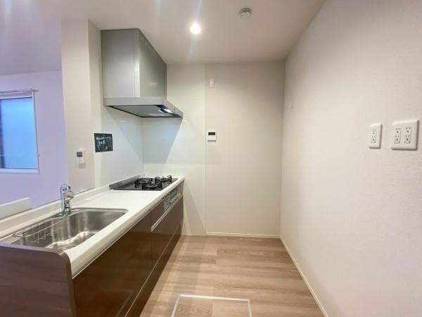 �y�L�b�`���z�@