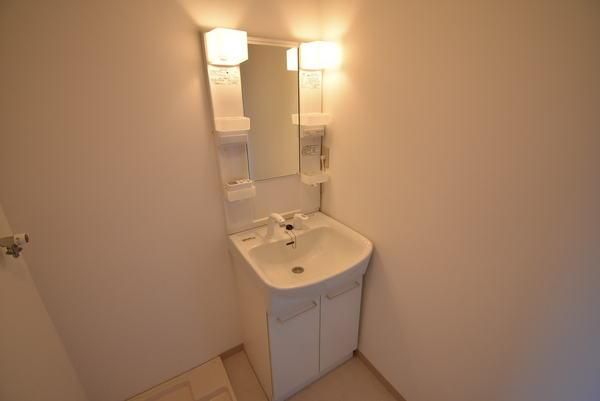 �y���ʏ��z�@