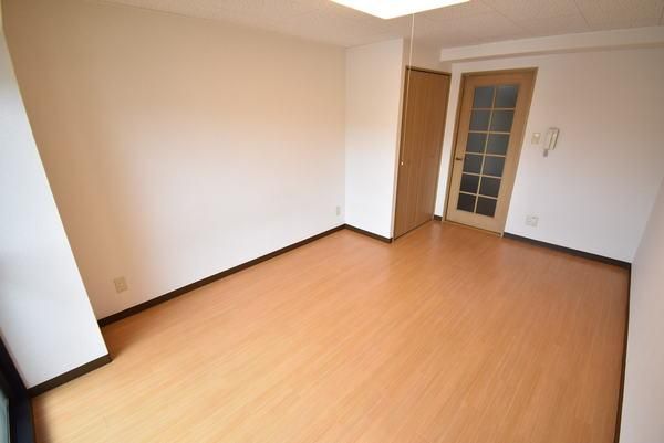 �y���̑��z�@���d�l�ʐ^