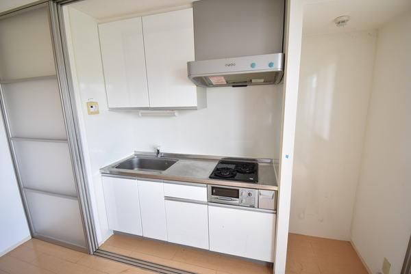 �y�L�b�`���z�@