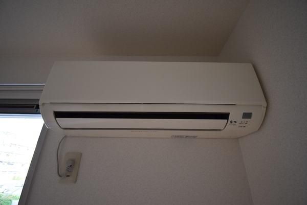 �y���̑��ݔ��z�@