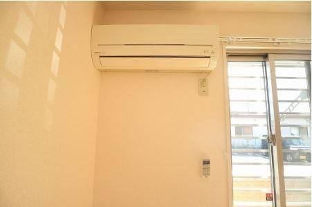 �y���̑��ݔ��z�@