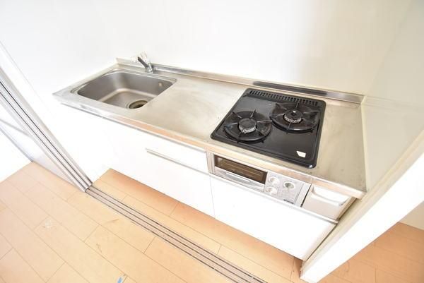 �y�L�b�`���z�@