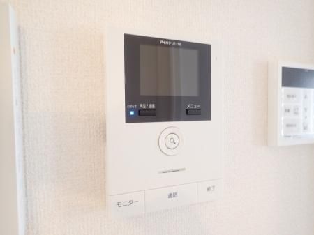 �y���̑��ݔ��z�@