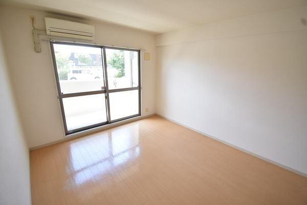 �y���̑������E�X�y�[�X�z�@