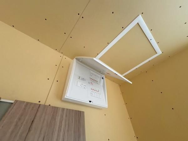 �y�g�C���z�@