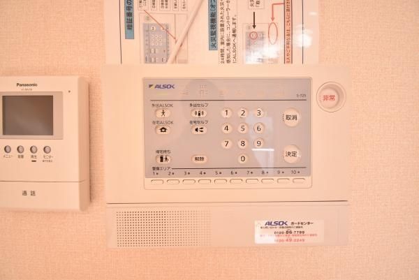 �y�Z�L�����e�B�z�@���������ʎ���