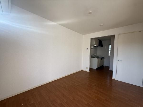 �y�����E���r���O�z�@���������ʎ���