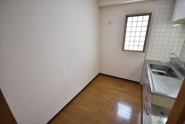 �y�L�b�`���z�@�������ʎ�