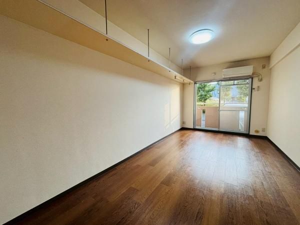 �y���̑������E�X�y�[�X�z�@