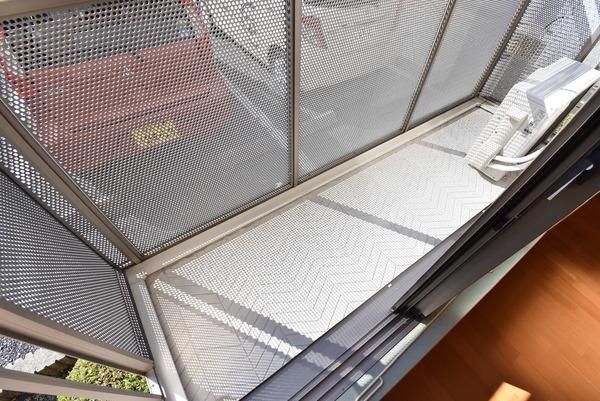 �y�o���R�j�[�z�@