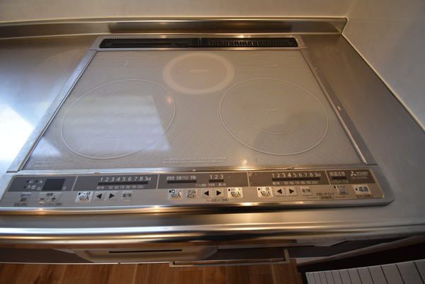 �y�L�b�`���z�@