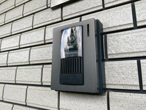 �y�Z�L�����e�B�z�@