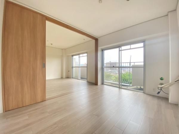 �y���[�z�@