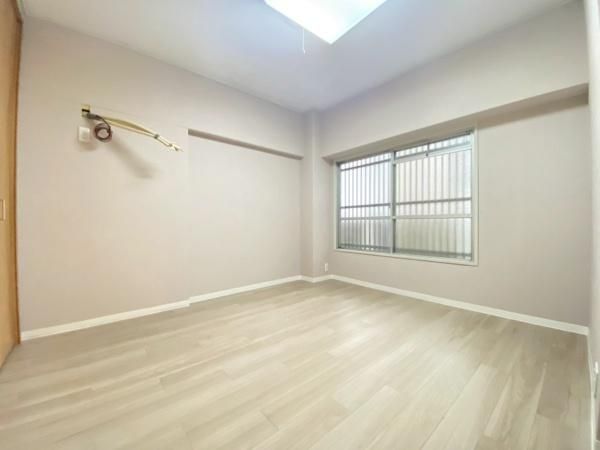 �y���̑������E�X�y�[�X�z�@