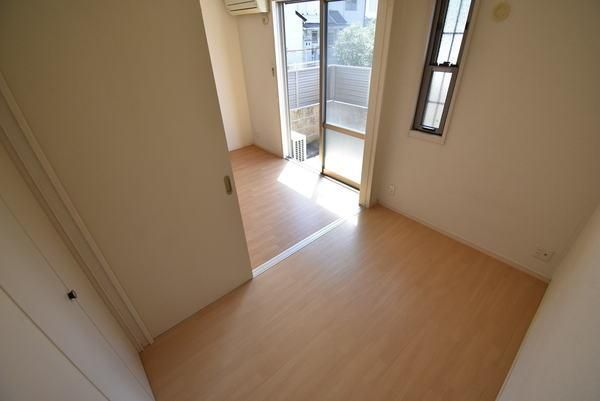 �y���̑������E�X�y�[�X�z�@