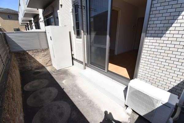 �y���]�z�@