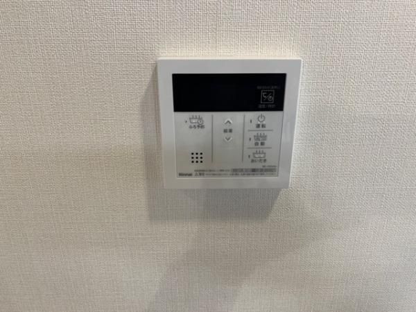 �y���̑��ݔ��z�@