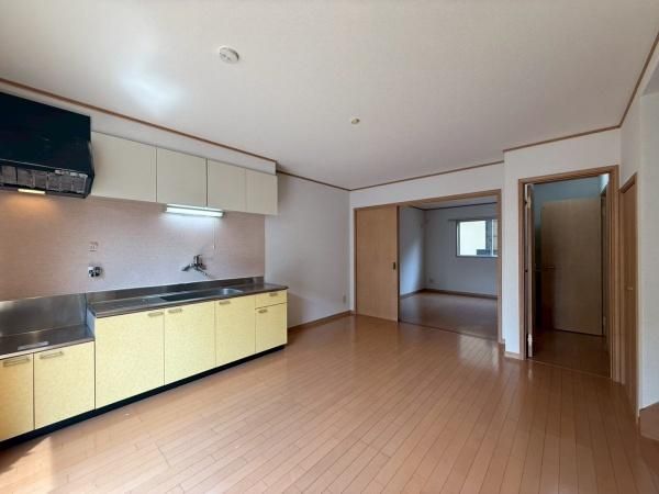 �y�����E���r���O�z�@���������ʎ���