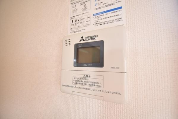 y̑ݔz@