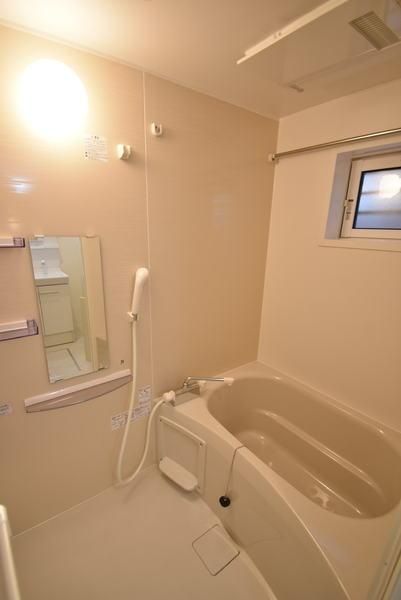 �y�o�X�z�@�����{�H��Ўʐ^��