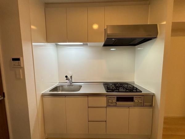 �y�L�b�`���z�@