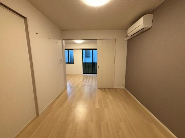 �y���̑������E�X�y�[�X�z�@