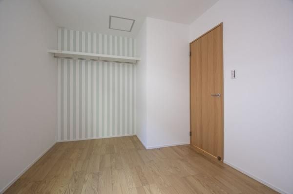 �y���̑��ݔ��z�@