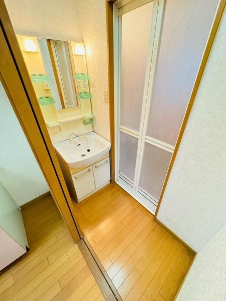 �y���ʏ��z�@