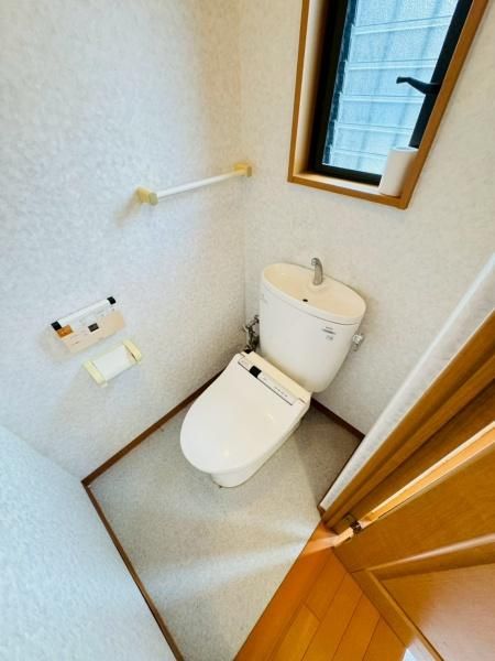 �y�g�C���z�@