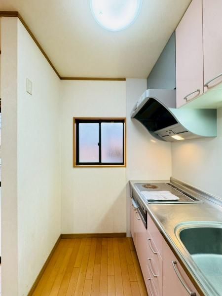 �y�L�b�`���z�@