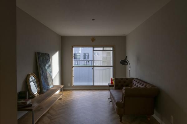 �y�����E���r���O�z�@