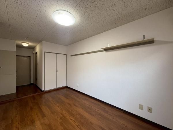 �y�Q���z�@