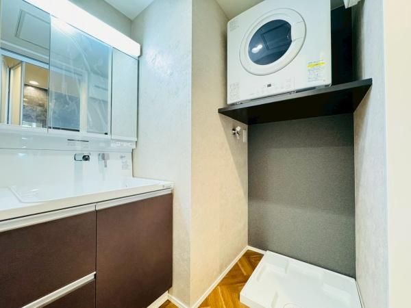 �y���ʏ��z�@