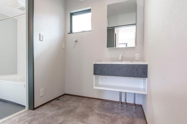 �y���ʏ��z�@