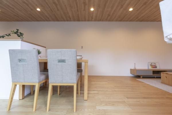 �y���ցz�@