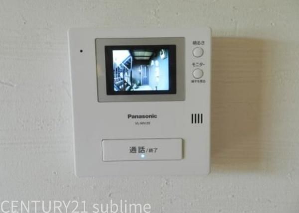 �y�Z�L�����e�B�z�@