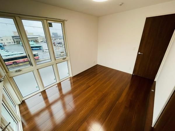 �y���̑������E�X�y�[�X�z�@