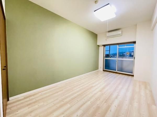 �y�����E���r���O�z�@���������ʎ���