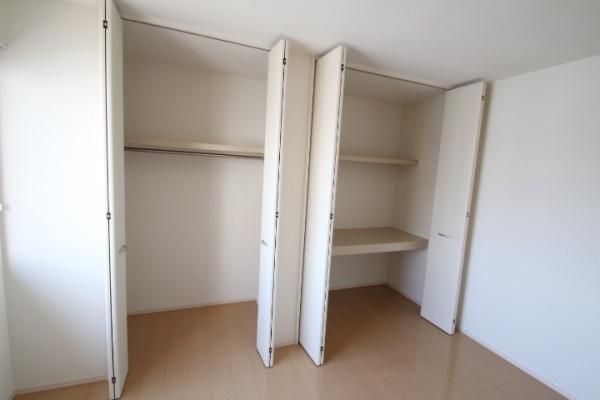 �y���[�z�@���{�H��Е���