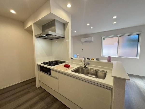 �y�L�b�`���z�@