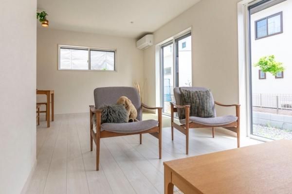 �y�����E���r���O�z�@