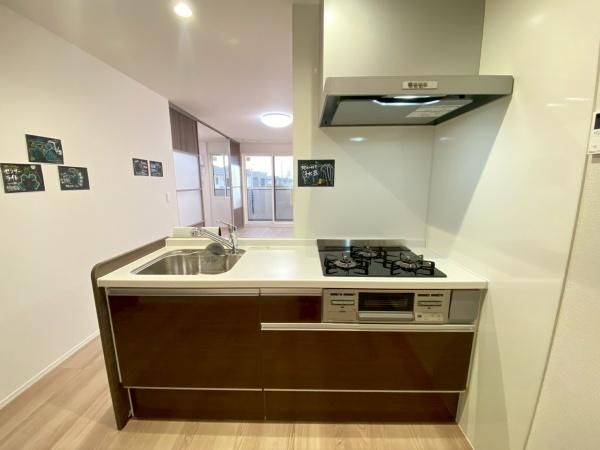 �y�L�b�`���z�@