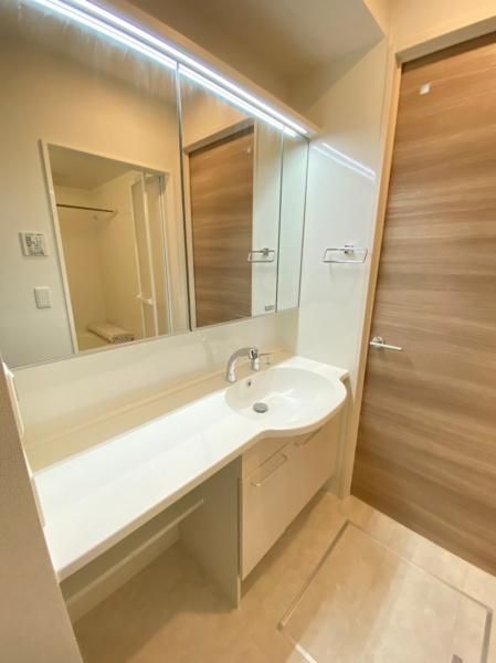 �y���ʏ��z�@