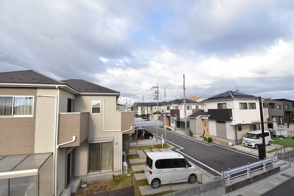 �y���]�z�@