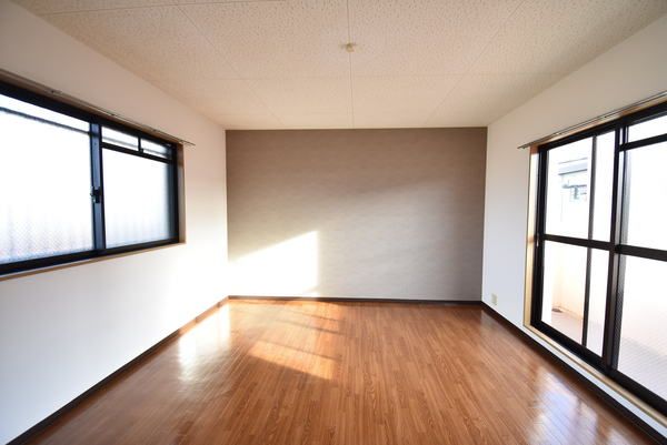 �y���̑��z�@���d�l�ʐ^