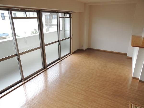 �y�����E���r���O�z�@���������ʎ���