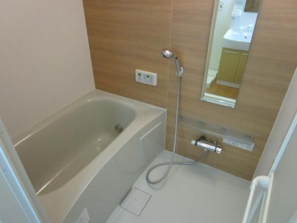 �y�o�X�z�@�����{�H��Ўʐ^��